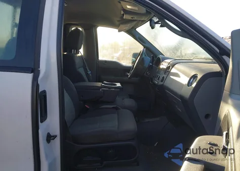 2004 Ford F-150 Stx/Xl/Xlt z USA, uszkodzony, nr VIN 1FTRF12W94NC68728